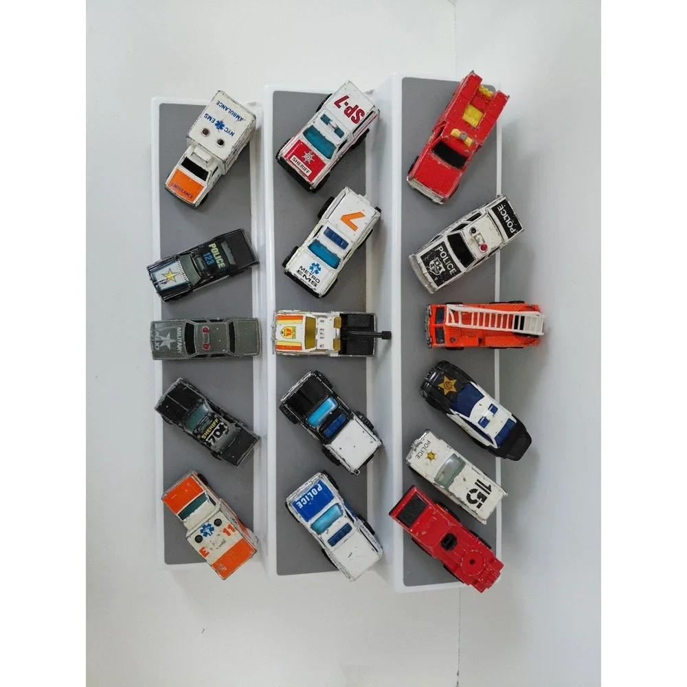 LOT of 16 Variety Die Cast Cars EMS Police‎ Fire Vehicles 70s - 90s